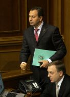 Nikolay Tomenko and Aleksandr Lavrinovich