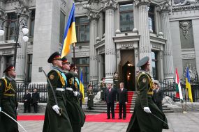 Emomali Rakhmon (Rakhmonov) and Viktor Yushchenko