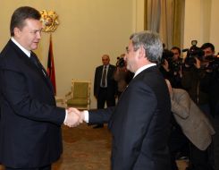Виктор Янукович и Серж Саргсян