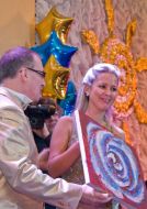 Charitable auction participants