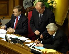 Vladimir Litvin, Valentin Zaychuk and Aleksandr Lavrinovich