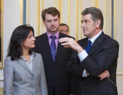 Viktor Yushchenko and Ceyla Pazarbasioglu