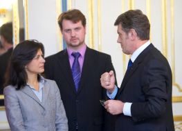 Viktor Yushchenko and Ceyla Pazarbasioglu