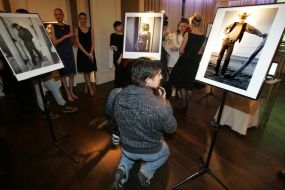 The exhibition-auction of pictures of Frank Worth