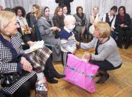 Екатерина Ющенко в Центре детской онкогематологии и трансплантации костного мозга