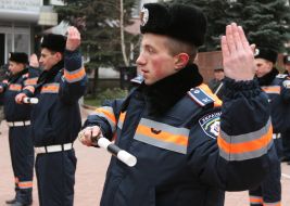 Работники ГАИ