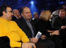 Viktor Pinchuk, Elena Franchuk and Vasiliy Gorbal