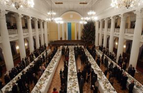 Diplomatic reception guests