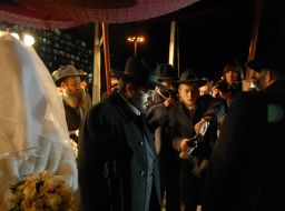 Йоэль Нахман Асман и Хиена Ривка Волков