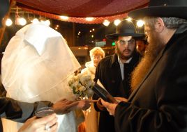 Йоэль Нахман Асман, Хиена Ривка Волков и Моше-Реувен Асман