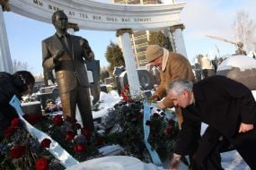 Vladimir Onishchenko and Revaz Chokhonelidze