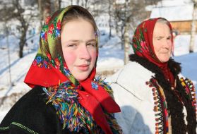 Elderly woman and girl