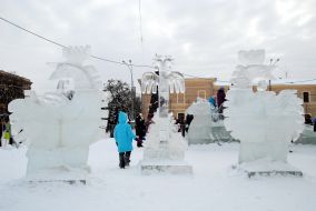 Icy sculptures