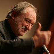 Богдан Ступка