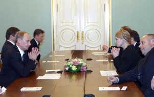 Yury Prodan, Yuliya Timoshenko and Vladimir Putin