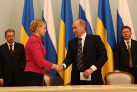 Signing of gas agreement