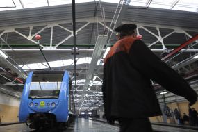 Launch of the first domestic train of subway