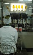 Automated line of overflow of cognac