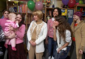 Yekaterina Yushchenko, Regina and Yelena Vinogradova