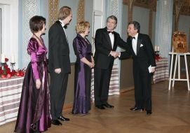 Traditional diplomatic reception