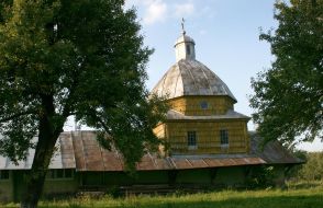 Дерев’яна церква