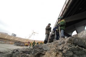 Reconstruction of ”Olimpiyskiy” stadium