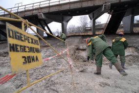 Reconstruction of ”Olimpiyskiy” stadium