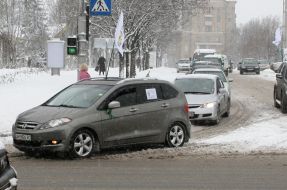 Автомобили