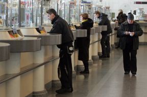 People in “Ukrpost” apartment