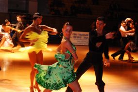 Dancing pair