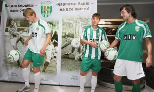 Sergey Kuznetsov, Vasiliy Kobin and Aleksander Guruli