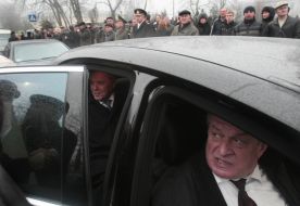 Boris Gromov and Sergey Chervonopisky