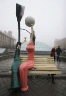 Lanterns in love monument