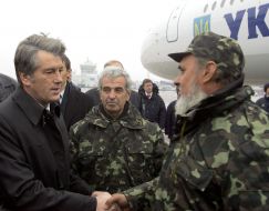 Viktor Yushchenko meets ”Faina” Ukrainian crew command members