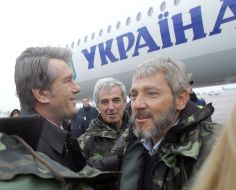 Viktor Yushchenko meets ”Faina” Ukrainian crew command members