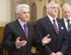 Vladimir Litvin and Tor Peterson