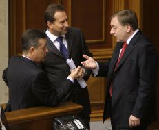 Aleksandr Lavrinovich, Aleksandr Bondar and Nikolay Tomenko