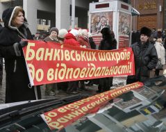 ”Kiev” bank depositors block motion