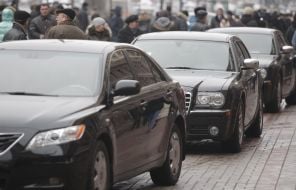 Автомобили