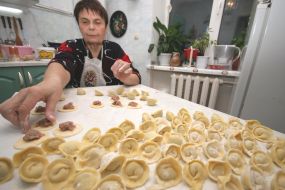 Cooking of meat dumplings