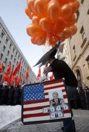 «Yushchenko-suitcase-America» protest action participant