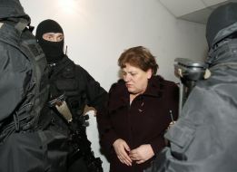 The employees of the special division of SSU accompany Maria Kushnir