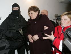 The employees of the special division of SSU accompany Maria Kushnir