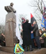 Monument to Roman Shukhevich opening