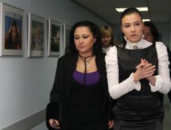 Yelena Mozgovaya and Anastasia Prikhodko