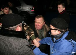 Brawl at an attempt to free zablokyrovannyy travel