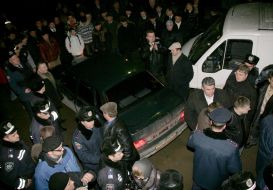 Car which locks departure from the publishing house ”Zbruch”