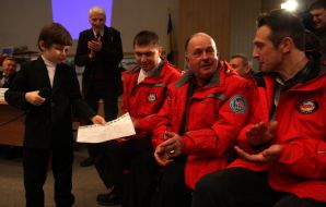 Send-offs of winterers brigade