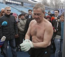 Kiev’s mayor demonstrates sporting form