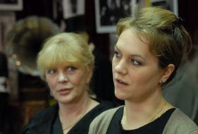 Marianna Vertinskaya and Darya Khmelnitskaya